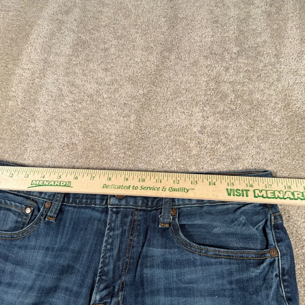Lucky Brand 221 Original Straight Jeans Mens 34x32 Blue Distressed‎ Worn Hems